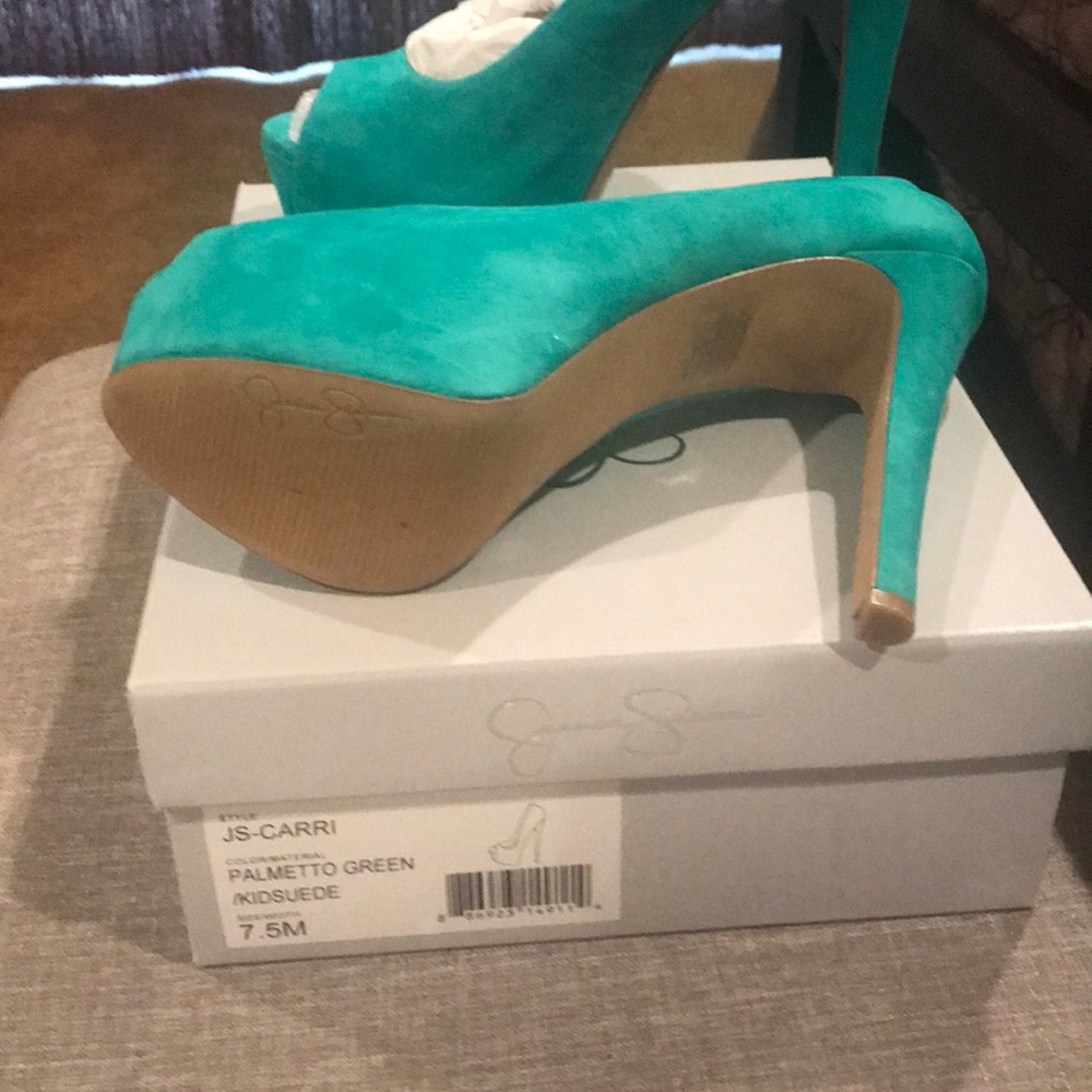 Shoes - Picture 3 of 3